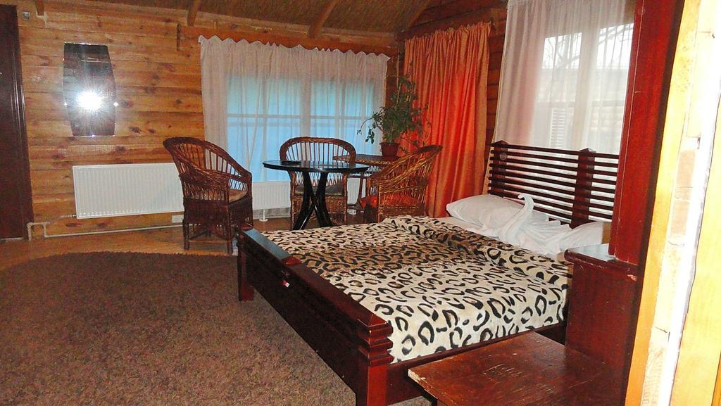 Kitech Guest House Odessa Exterior foto